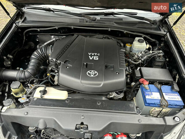 Черный Тойота Ленд Крузер Прадо, объемом двигателя 4 л и пробегом 207 тыс. км за 18300 $, фото 26 на Automoto.ua