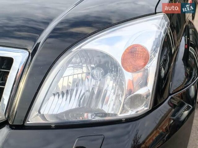 Черный Тойота Ленд Крузер Прадо, объемом двигателя 4 л и пробегом 313 тыс. км за 15490 $, фото 4 на Automoto.ua