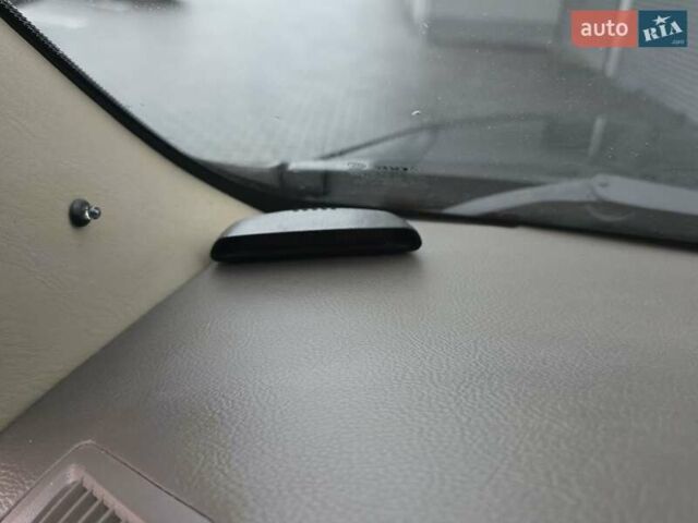 Чорний Тойота Ленд Крузер Прадо, об'ємом двигуна 4 л та пробігом 260 тис. км за 12999 $, фото 24 на Automoto.ua