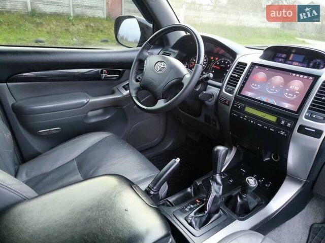 Чорний Тойота Ленд Крузер Прадо, об'ємом двигуна 4 л та пробігом 279 тис. км за 14999 $, фото 12 на Automoto.ua