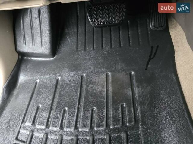 Чорний Тойота Ленд Крузер Прадо, об'ємом двигуна 4 л та пробігом 260 тис. км за 12999 $, фото 40 на Automoto.ua