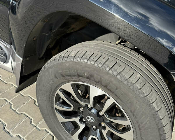 Чорний Тойота Ленд Крузер Прадо, об'ємом двигуна 4 л та пробігом 295 тис. км за 16500 $, фото 11 на Automoto.ua