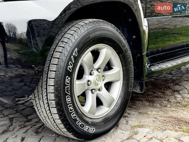 Черный Тойота Ленд Крузер Прадо, объемом двигателя 4 л и пробегом 285 тыс. км за 15800 $, фото 9 на Automoto.ua