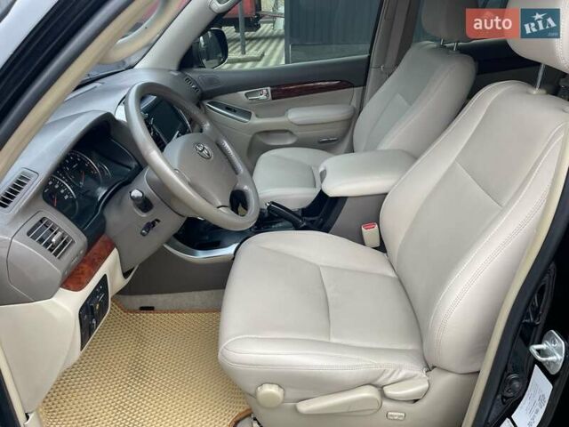 Чорний Тойота Ленд Крузер Прадо, об'ємом двигуна 3.96 л та пробігом 246 тис. км за 13999 $, фото 12 на Automoto.ua