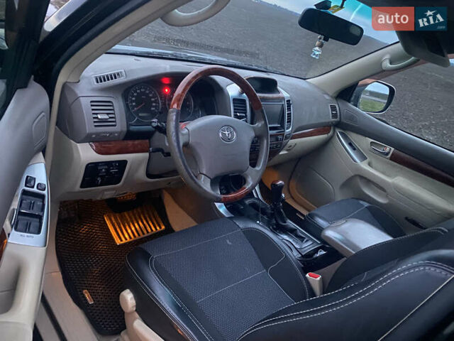 Черный Тойота Ленд Крузер Прадо, объемом двигателя 3.96 л и пробегом 419 тыс. км за 15900 $, фото 19 на Automoto.ua