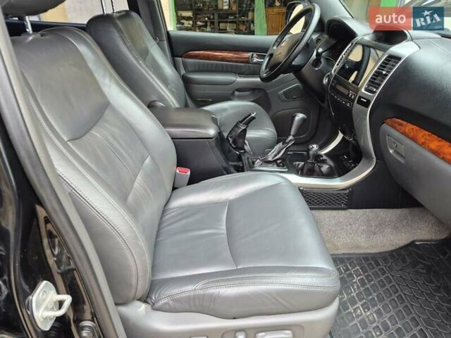 Черный Тойота Ленд Крузер Прадо, объемом двигателя 3.96 л и пробегом 288 тыс. км за 14100 $, фото 27 на Automoto.ua