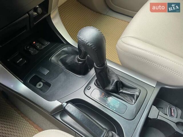 Чорний Тойота Ленд Крузер Прадо, об'ємом двигуна 3.96 л та пробігом 246 тис. км за 13999 $, фото 20 на Automoto.ua