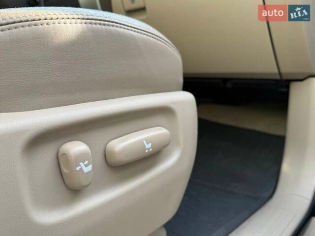 Черный Тойота Ленд Крузер Прадо, объемом двигателя 3.96 л и пробегом 144 тыс. км за 16500 $, фото 17 на Automoto.ua