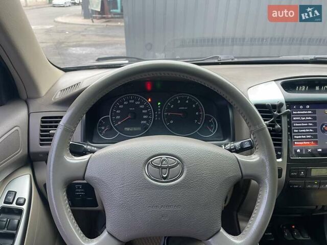 Чорний Тойота Ленд Крузер Прадо, об'ємом двигуна 3.96 л та пробігом 246 тис. км за 13999 $, фото 22 на Automoto.ua