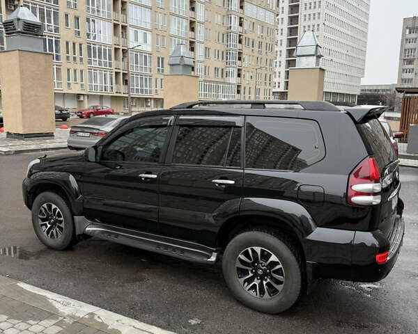 Чорний Тойота Ленд Крузер Прадо, об'ємом двигуна 4 л та пробігом 295 тис. км за 16500 $, фото 12 на Automoto.ua