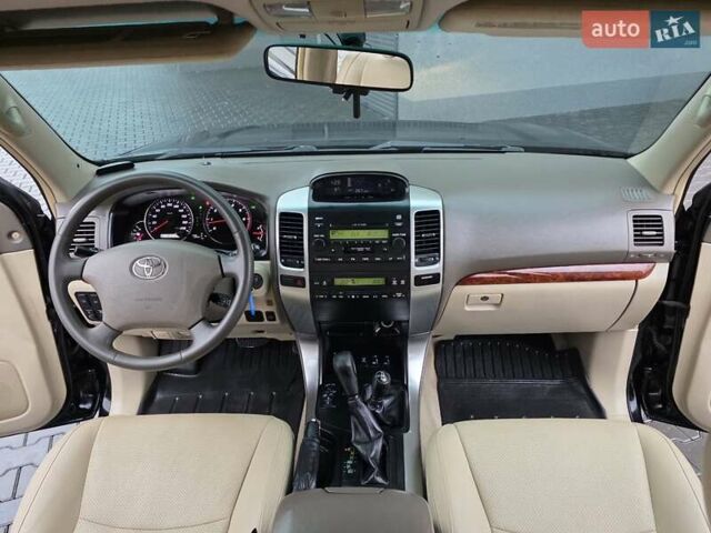 Чорний Тойота Ленд Крузер Прадо, об'ємом двигуна 4 л та пробігом 260 тис. км за 12999 $, фото 61 на Automoto.ua