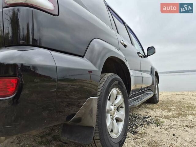 Черный Тойота Ленд Крузер Прадо, объемом двигателя 3.96 л и пробегом 288 тыс. км за 14100 $, фото 1 на Automoto.ua