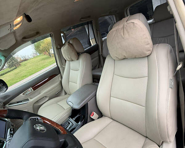 Чорний Тойота Ленд Крузер Прадо, об'ємом двигуна 4 л та пробігом 274 тис. км за 16900 $, фото 21 на Automoto.ua