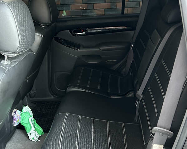 Чорний Тойота Ленд Крузер Прадо, об'ємом двигуна 4 л та пробігом 371 тис. км за 14900 $, фото 13 на Automoto.ua