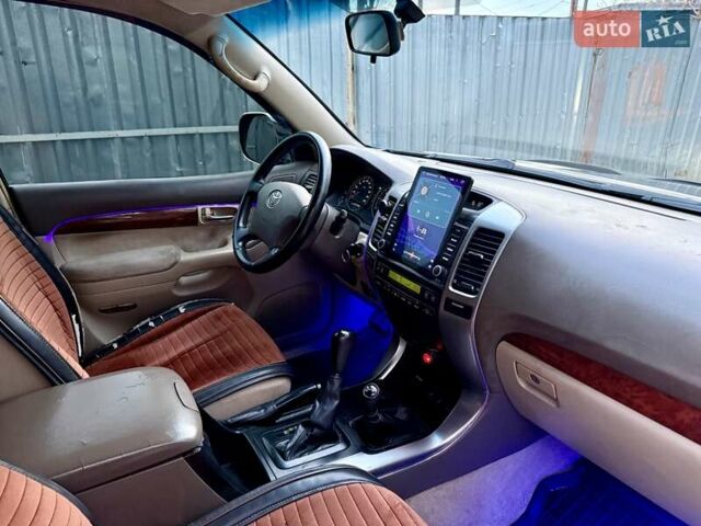 Черный Тойота Ленд Крузер Прадо, объемом двигателя 4 л и пробегом 331 тыс. км за 10999 $, фото 50 на Automoto.ua