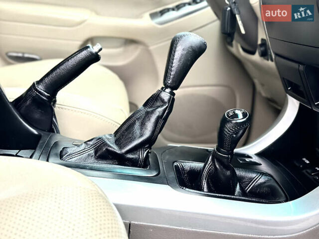 Черный Тойота Ленд Крузер Прадо, объемом двигателя 4 л и пробегом 285 тыс. км за 15800 $, фото 56 на Automoto.ua