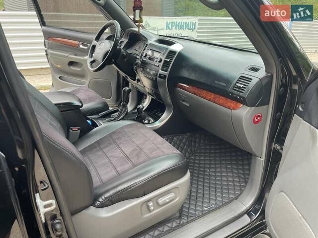 Черный Тойота Ленд Крузер Прадо, объемом двигателя 3.96 л и пробегом 290 тыс. км за 15550 $, фото 15 на Automoto.ua