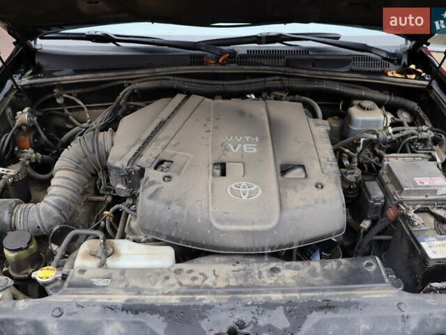 Чорний Тойота Ленд Крузер Прадо, об'ємом двигуна 4 л та пробігом 591 тис. км за 15900 $, фото 43 на Automoto.ua