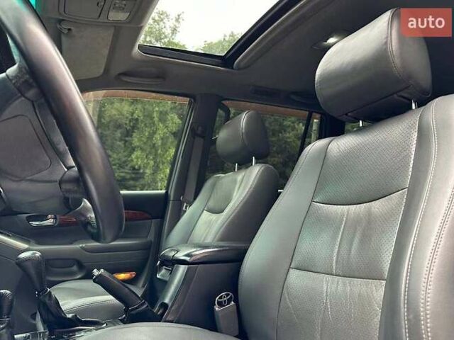 Черный Тойота Ленд Крузер Прадо, объемом двигателя 3.96 л и пробегом 316 тыс. км за 18900 $, фото 9 на Automoto.ua