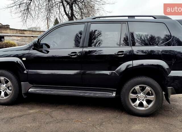Черный Тойота Ленд Крузер Прадо, объемом двигателя 3.96 л и пробегом 170 тыс. км за 18700 $, фото 3 на Automoto.ua