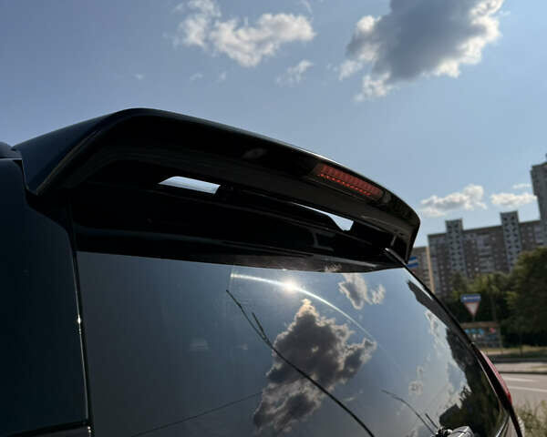 Черный Тойота Ленд Крузер Прадо, объемом двигателя 4 л и пробегом 225 тыс. км за 16000 $, фото 13 на Automoto.ua