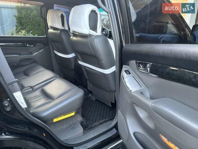 Черный Тойота Ленд Крузер Прадо, объемом двигателя 3.96 л и пробегом 395 тыс. км за 16900 $, фото 8 на Automoto.ua