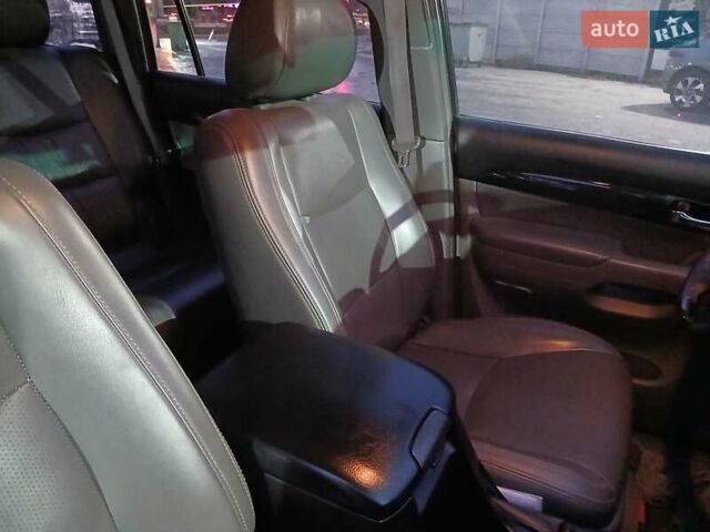 Черный Тойота Ленд Крузер Прадо, объемом двигателя 3.96 л и пробегом 246 тыс. км за 17000 $, фото 5 на Automoto.ua