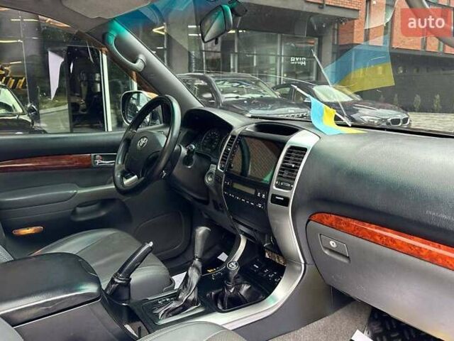 Черный Тойота Ленд Крузер Прадо, объемом двигателя 3.96 л и пробегом 316 тыс. км за 18900 $, фото 15 на Automoto.ua