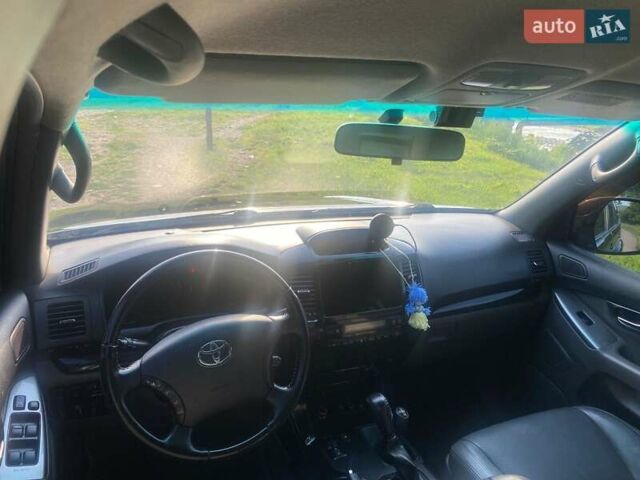 Чорний Тойота Ленд Крузер Прадо, об'ємом двигуна 4 л та пробігом 223 тис. км за 19099 $, фото 25 на Automoto.ua