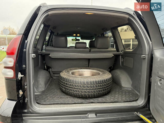 Чорний Тойота Ленд Крузер Прадо, об'ємом двигуна 3.96 л та пробігом 281 тис. км за 15900 $, фото 25 на Automoto.ua