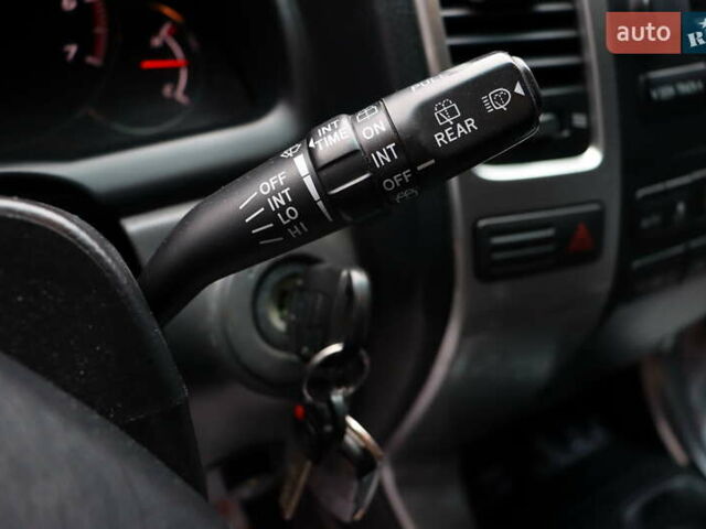 Чорний Тойота Ленд Крузер Прадо, об'ємом двигуна 4 л та пробігом 591 тис. км за 15900 $, фото 22 на Automoto.ua