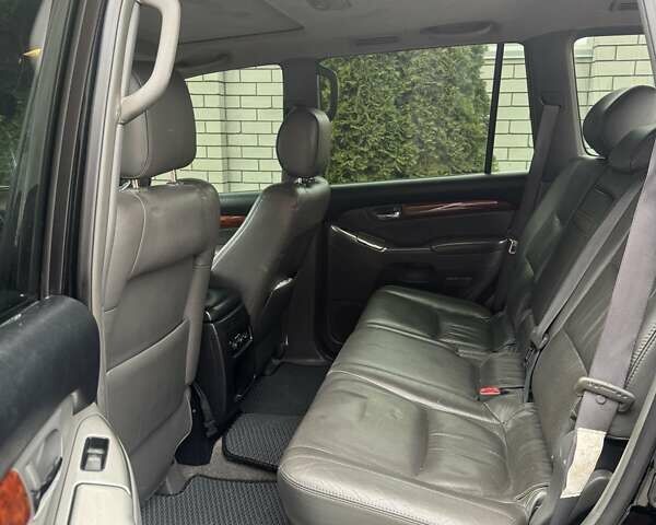 Черный Тойота Ленд Крузер Прадо, объемом двигателя 4 л и пробегом 255 тыс. км за 16500 $, фото 13 на Automoto.ua