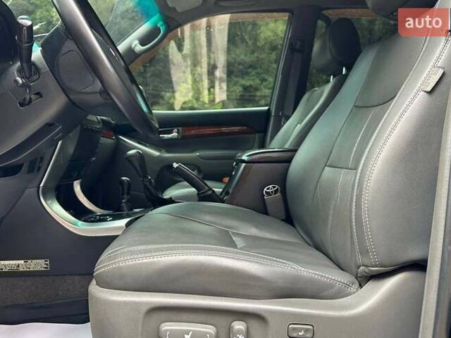 Черный Тойота Ленд Крузер Прадо, объемом двигателя 3.96 л и пробегом 316 тыс. км за 18900 $, фото 8 на Automoto.ua