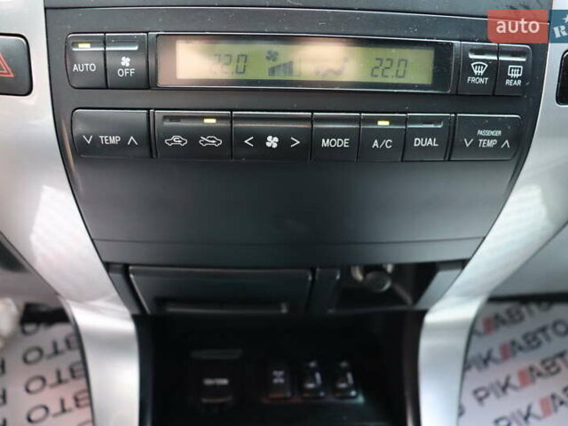 Чорний Тойота Ленд Крузер Прадо, об'ємом двигуна 4 л та пробігом 591 тис. км за 15900 $, фото 26 на Automoto.ua