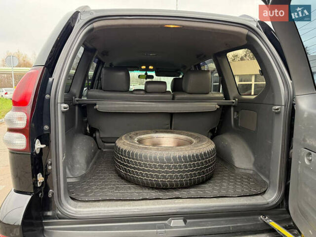 Черный Тойота Ленд Крузер Прадо, объемом двигателя 3.96 л и пробегом 281 тыс. км за 14500 $, фото 29 на Automoto.ua