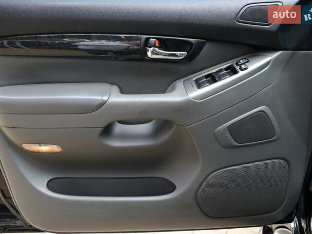 Чорний Тойота Ленд Крузер Прадо, об'ємом двигуна 4 л та пробігом 591 тис. км за 15900 $, фото 13 на Automoto.ua