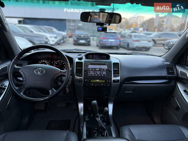 Чорний Тойота Ленд Крузер Прадо, об'ємом двигуна 3.96 л та пробігом 193 тис. км за 18999 $, фото 11 на Automoto.ua