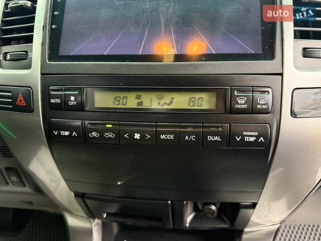 Черный Тойота Ленд Крузер Прадо, объемом двигателя 3.96 л и пробегом 281 тыс. км за 14500 $, фото 25 на Automoto.ua