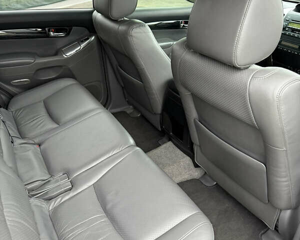 Черный Тойота Ленд Крузер Прадо, объемом двигателя 0 л и пробегом 255 тыс. км за 26000 $, фото 24 на Automoto.ua