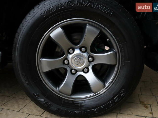 Чорний Тойота Ленд Крузер Прадо, об'ємом двигуна 4 л та пробігом 591 тис. км за 15900 $, фото 11 на Automoto.ua