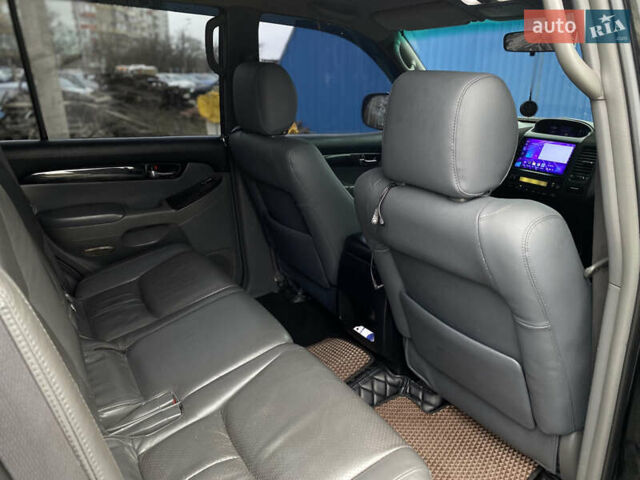 Чорний Тойота Ленд Крузер Прадо, об'ємом двигуна 3.96 л та пробігом 400 тис. км за 19500 $, фото 15 на Automoto.ua