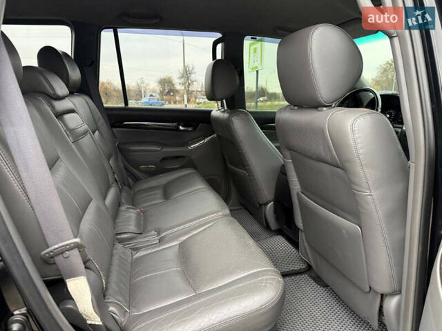 Черный Тойота Ленд Крузер Прадо, объемом двигателя 3.96 л и пробегом 281 тыс. км за 14500 $, фото 11 на Automoto.ua