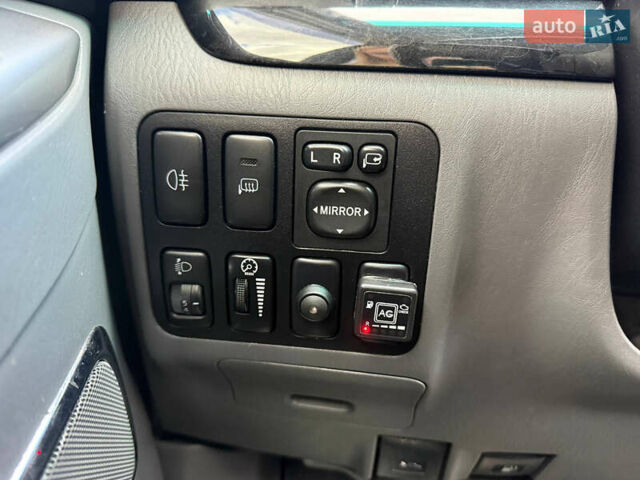 Чорний Тойота Ленд Крузер Прадо, об'ємом двигуна 3.96 л та пробігом 281 тис. км за 15900 $, фото 23 на Automoto.ua