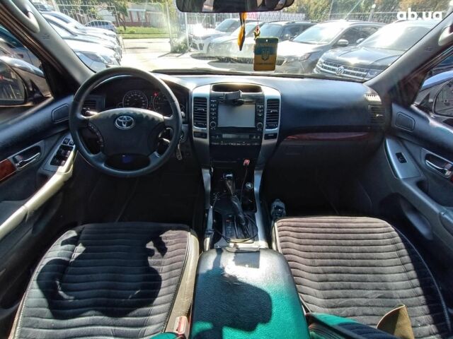 Черный Тойота Ленд Крузер Прадо, объемом двигателя 4 л и пробегом 355 тыс. км за 15990 $, фото 16 на Automoto.ua