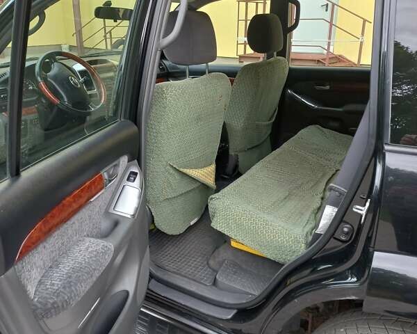 Черный Тойота Ленд Крузер Прадо, объемом двигателя 2.7 л и пробегом 128 тыс. км за 15000 $, фото 9 на Automoto.ua