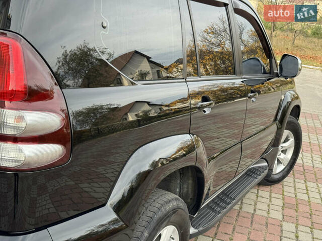 Черный Тойота Ленд Крузер Прадо, объемом двигателя 4 л и пробегом 65 тыс. км за 24999 $, фото 7 на Automoto.ua