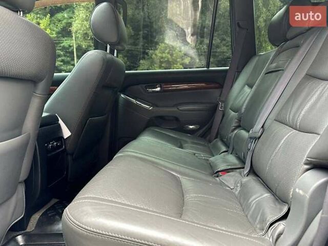 Черный Тойота Ленд Крузер Прадо, объемом двигателя 3.96 л и пробегом 316 тыс. км за 18900 $, фото 17 на Automoto.ua