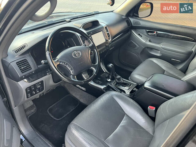 Чорний Тойота Ленд Крузер Прадо, об'ємом двигуна 4 л та пробігом 254 тис. км за 16200 $, фото 15 на Automoto.ua