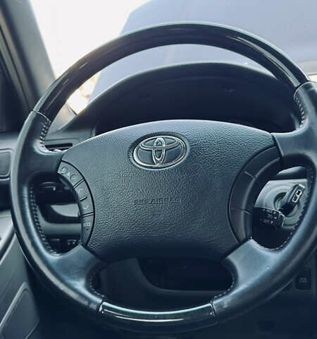 Черный Тойота Ленд Крузер Прадо, объемом двигателя 4 л и пробегом 225 тыс. км за 16000 $, фото 18 на Automoto.ua