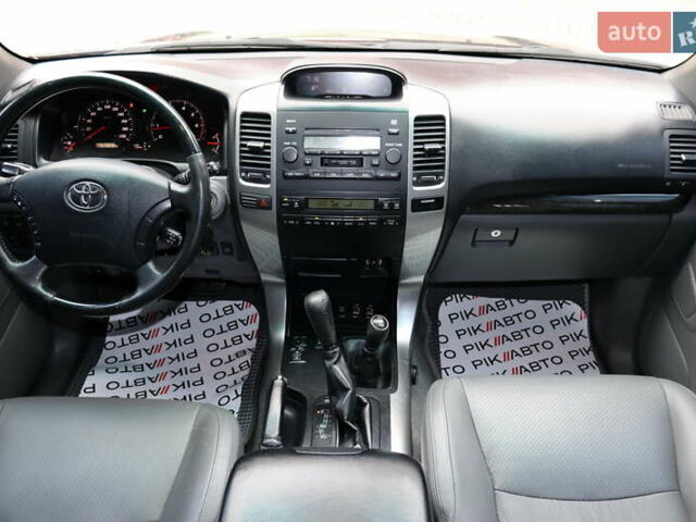 Чорний Тойота Ленд Крузер Прадо, об'ємом двигуна 4 л та пробігом 591 тис. км за 15900 $, фото 34 на Automoto.ua